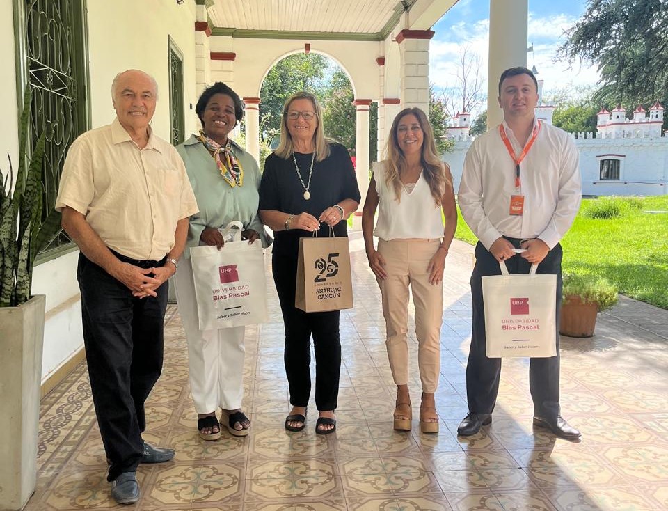 Internacionalización: La UBP recibió a representantes de la Universidad Anáhuac Cancún